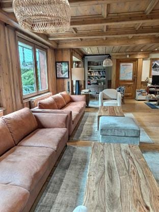 Au cœur de Chamonix – La Ginabelle, Calme avec Piscine, Sauna & Garage Apartment in Chamonix