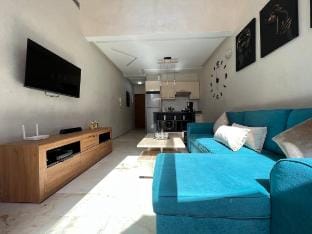 Beautiful Duplex • Fast Wi-Fi • Terrace • Pool Apartment in Center District
