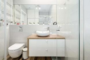 Lumina spacious apartments with parking in Warsaw Apartment in Warsaw