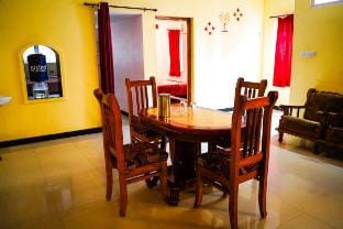 ThreeBedRoomHall for Family&Friends Joyfull Moment Apartment in Ooty