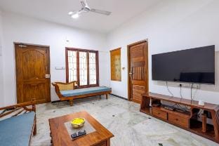 5 minutes to White Town | 2BHK house| Tranquil Apartment in Puducherry
