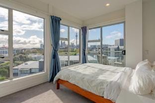 Split Level 125sqm Sub Penthouse in St Marys Bay Apartment in Auckland