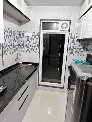 Crest Stay – Romantic Mountain View 1BHK Apartment Apartment in Thane
