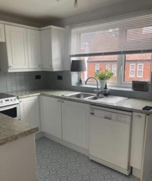 Central Upton Upon Severn 2 bedroom property sleeps 6 Apartment in Wychavon District