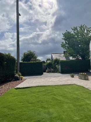 Newcastle Pet friendly Annex, drive,  garden, 10min drive to city centre Apartment in Newcastle upon Tyne
