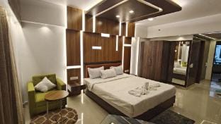 Premium stay in Rajarhat| Luxury Xanadu studio 332 Apartment in Kolkata