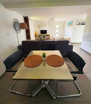 Belle ile Apartment in Neuchâtel, Switzerland