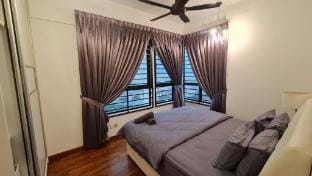 9pax 2R2B Deluxe Suite i-City i-Soho Apartment in Selangor, Malaysia
