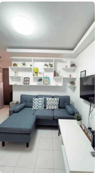 BB'S Condo near Enchanted Kingdom Apartment in Santa Rosa
