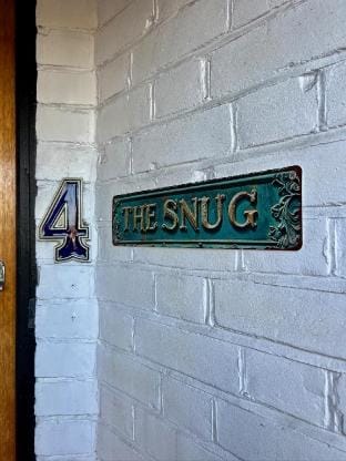 The Snug Apartment in Wembley