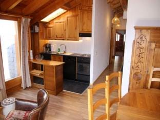 Apartment Veysonnaz near Ski Lift 4 Vallees Apartment in Sion