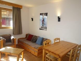 Charming apartment with balcony Apartment in Nendaz