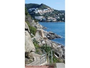 Apartment in Roses with Stunning Sea Views Apartment in Roses