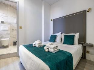 Hotel Avaton - Family bedroom - Cannes Palais Apartment in Cannes
