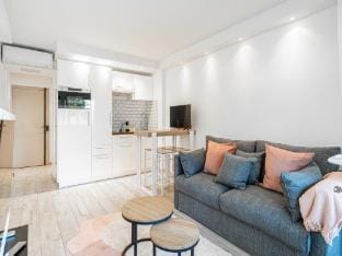 Renovated apt with Parking  Terrace - Palm Beach Apartment in Cannes