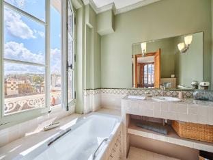 Luxury duplex in the heart of Deauville with a large garden Apartment in Deauville