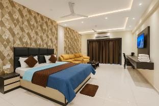 Unit in Kolkata Airport,CC2 and Convention Centre Apartment in Kolkata