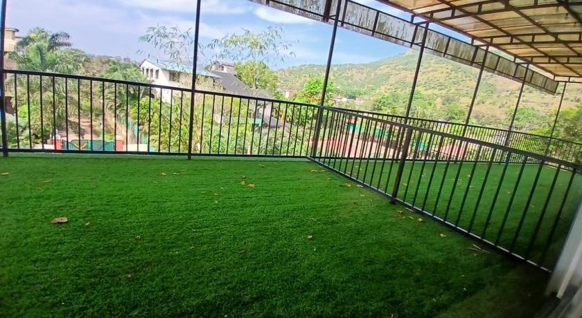 Platinum Horizon Hotel in Lonavla