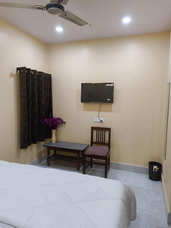 Ratnadeep Palace Hotel in Varanasi