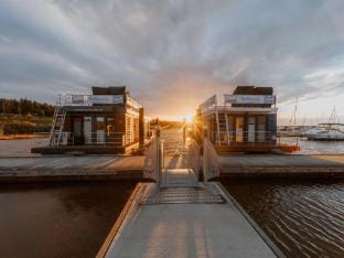 Lake Breeze Retreat, Klitten Docked boat in Saxony