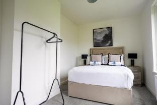 Hyslop Hideaway Country House in Airdrie