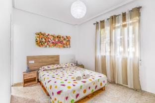Ground floor apartment with terrace and pool Vacation rental in Torrevieja