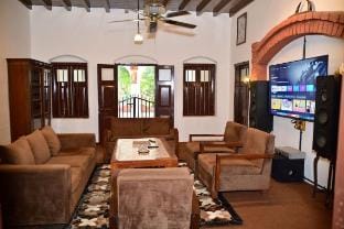 Riyasatkar Heritage – Perfect Group Getaway 5BR Vacation rental in Maharashtra