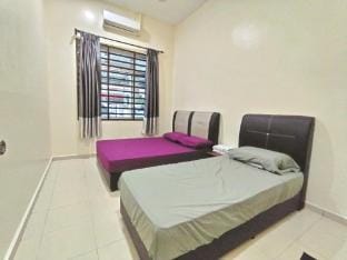 Homestay Mersing 85 Vacation rental in Mersing