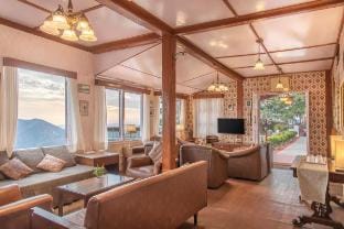 5 BHK Heritage Private Cottage in Central Shimla Vacation rental in Shimla