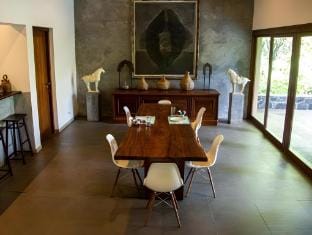 Cobalt Golf Villa by TSC, Kandy Vacation rental in Central Province