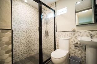 Unit 2, 2-Bedroom, Sleeps 4 Suite Vacation rental in Puerto Princesa