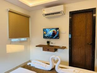 Hotel with excellent ammenties and spacious rooms Vacation rental in Hyderabad