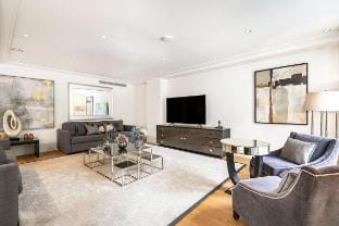 Private Mayfair Home | Huge Terrace & Concierge Vacation rental in City of Westminster