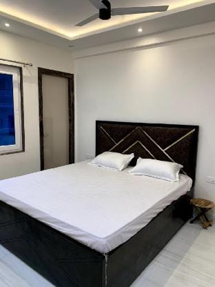 Modern Family Apartment in Heart of Varanasi Vacation rental in Varanasi