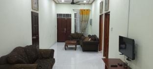 DRhu Guest House Pantai Bisikan Bayu, Dalam Rhu Vacation rental in Terengganu, Malaysia