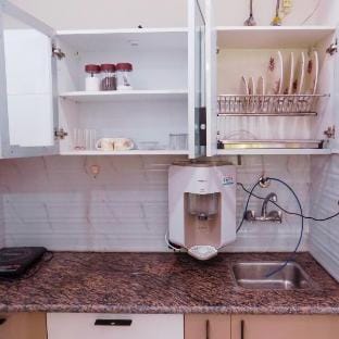 Naple Stay 168 Cozy & Convenient|Near Advant Tower Vacation rental in Noida