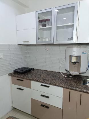 Naple Stay 168 Cozy & Convenient|Near Advant Tower Vacation rental in Noida