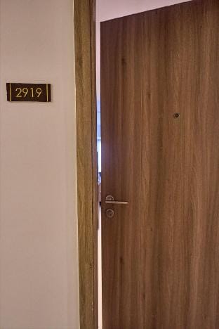 Coast Pasay Prime Residences with Netflix and Wifi Vacation rental in Pasay