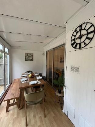 120 Pitfold Road Vacation rental in London Borough of Lewisham