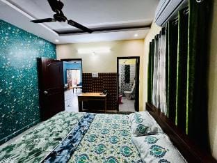 Park-side nest 2BHK Vacation rental in Secunderabad