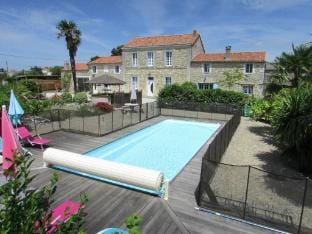 8-person gte with pool near the sea Vacation rental in Nouvelle-Aquitaine