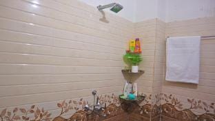 Blenzo – Your Friendly Hideaway in Kashi Vacation rental in Varanasi