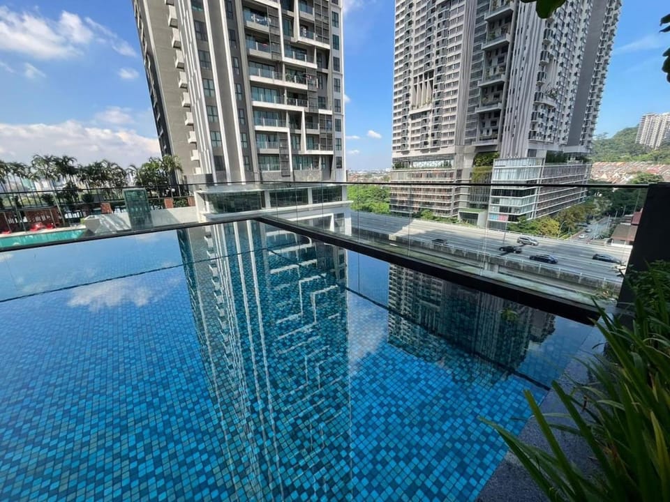 OKR 2-11 pax homely cozy house 7 min to Midvalley Vacation rental in Petaling Jaya