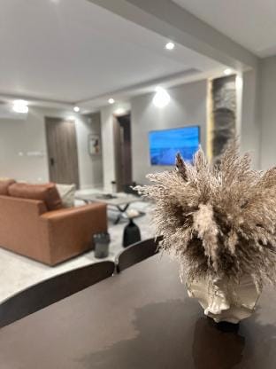 Elegant Self Entry Apt + Cinema & Terrace Vacation rental in Jeddah