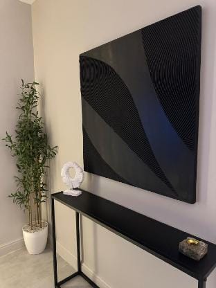 Modern 1BR Apt | Self Check-in | Home Cinema Vacation rental in Jeddah