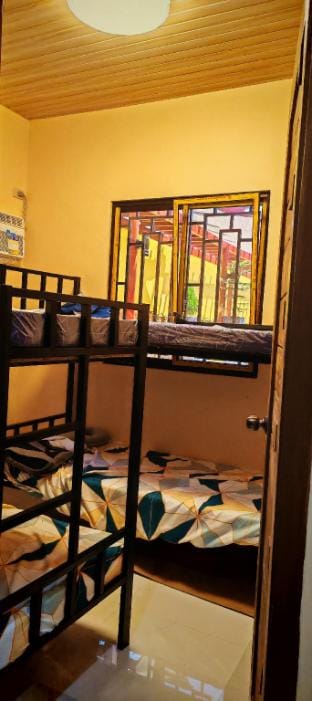 Lolo’s Staycation Vacation rental in Angeles