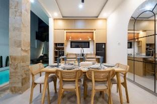 Brand New! 3BR Villa w/Ocean View– Nusa Dua Vacation rental in Kuta Selatan