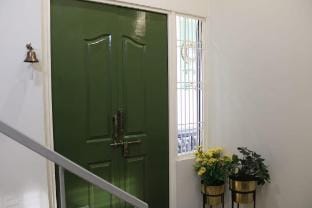 Peaceful airy best ambiance and locality Vacation rental in Varanasi