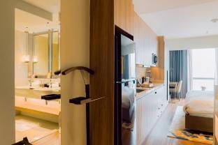 Modern Hotel-Inspired Apartment Vacation rental in Mandaluyong