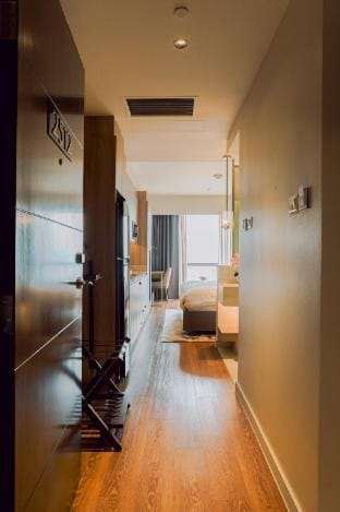 Modern Hotel-Inspired Apartment Vacation rental in Mandaluyong